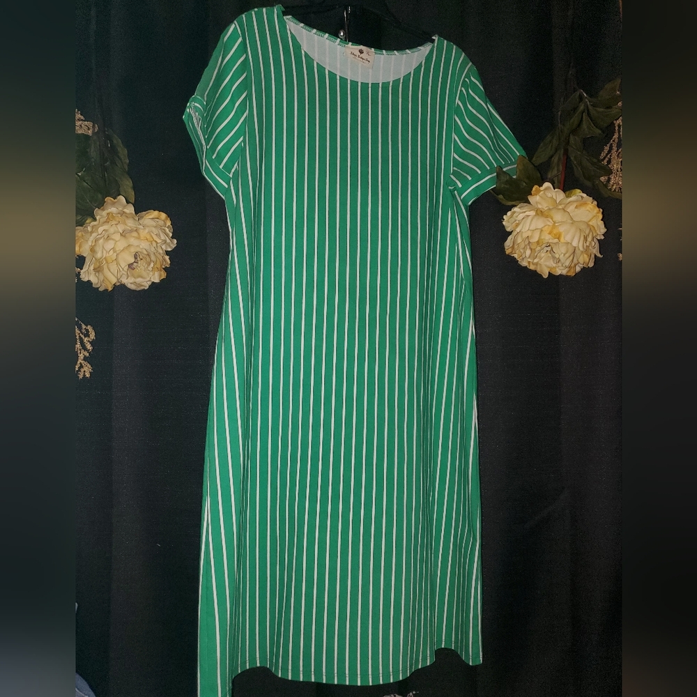Betsey’s Boutique Green Striped Dress Women’s SZ XL